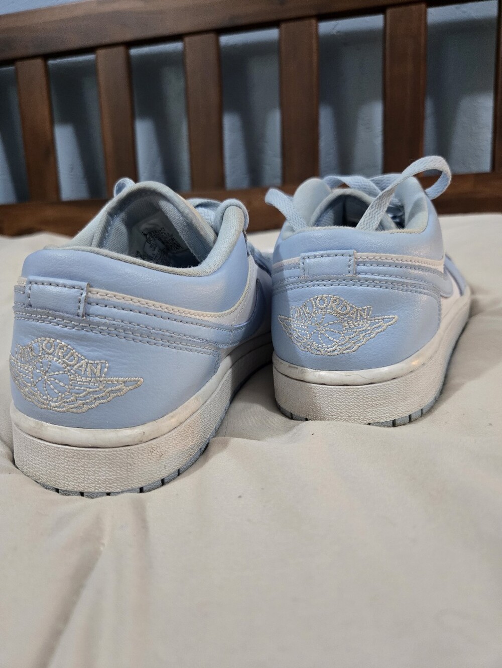 Jordan Low Top Sneakers - Light Blue & White